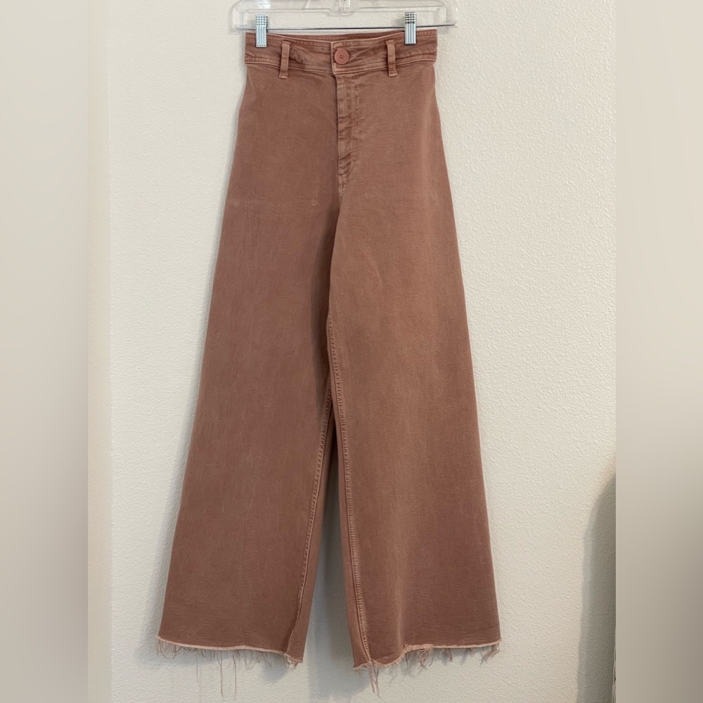 EUC Zara Salmon Wide Leg Jeans size 2